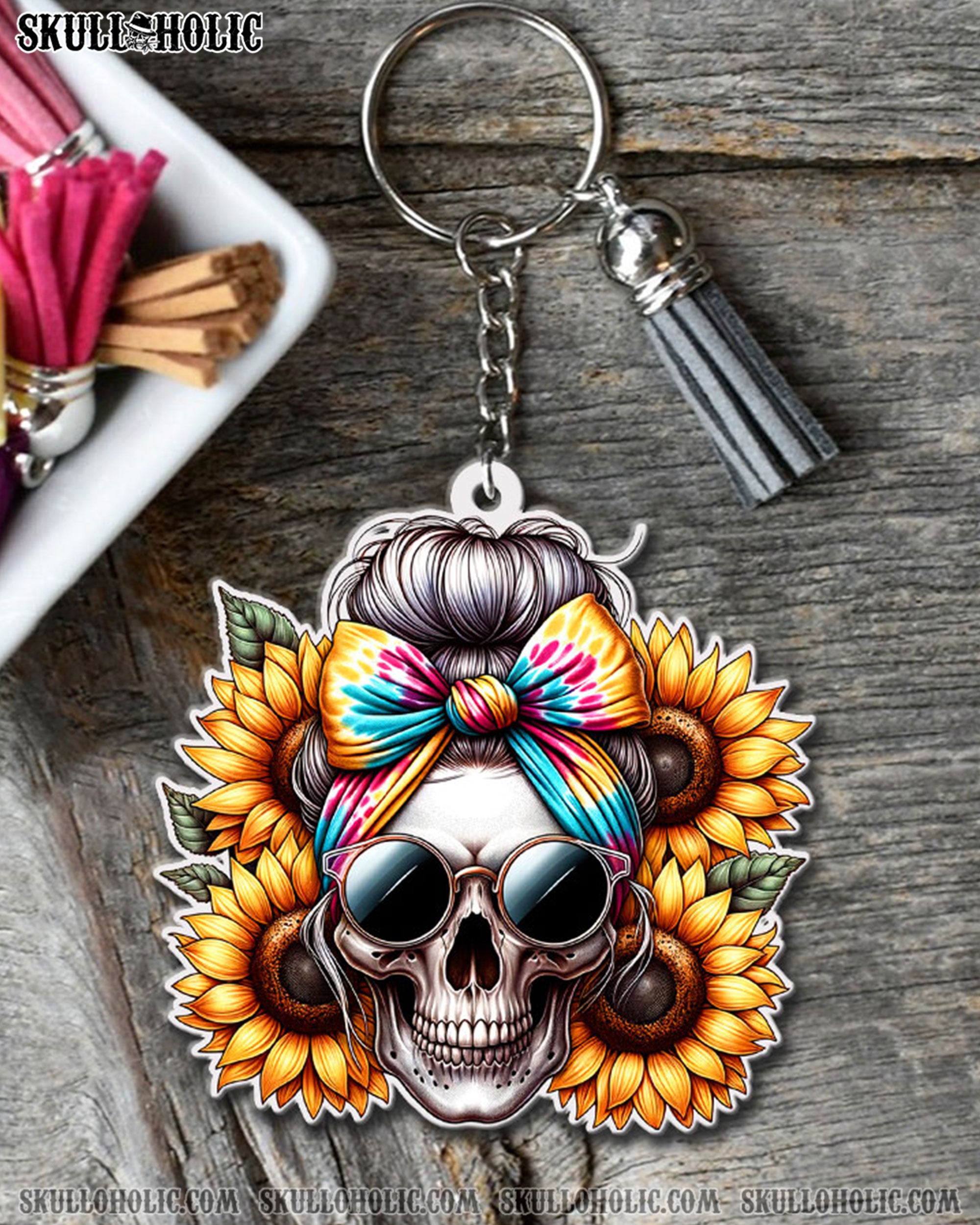 SUNFLOWER MESSY BUN SKULL ORNAMENT & KEYCHAIN  - TLTW2508251