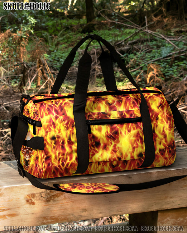 FLAMING SKULL TRAVELLING BAG - YHHG0309254