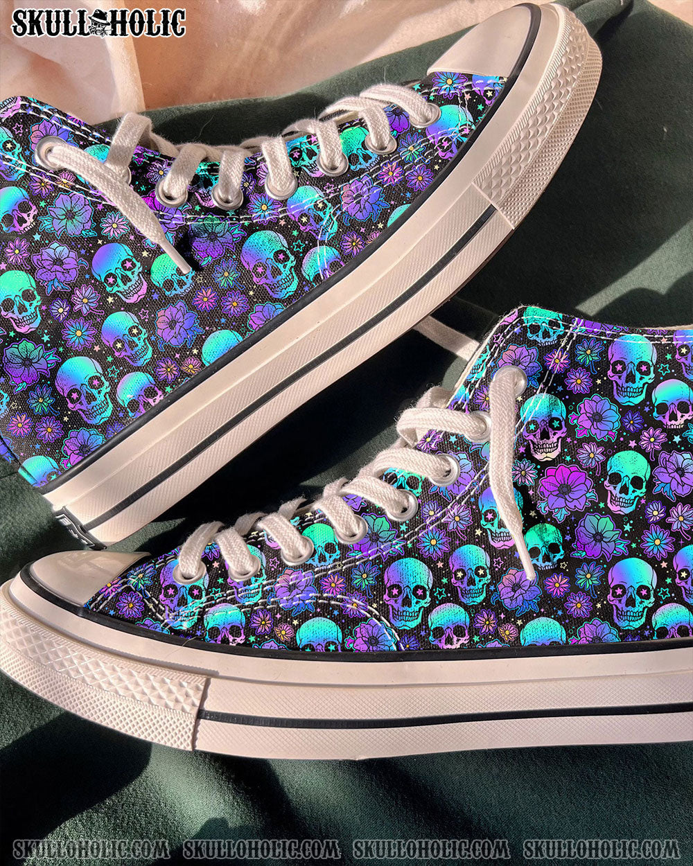 SKULL HOLO SEAMLESS HIGH TOP CANVAS SHOES - TLNO0411223