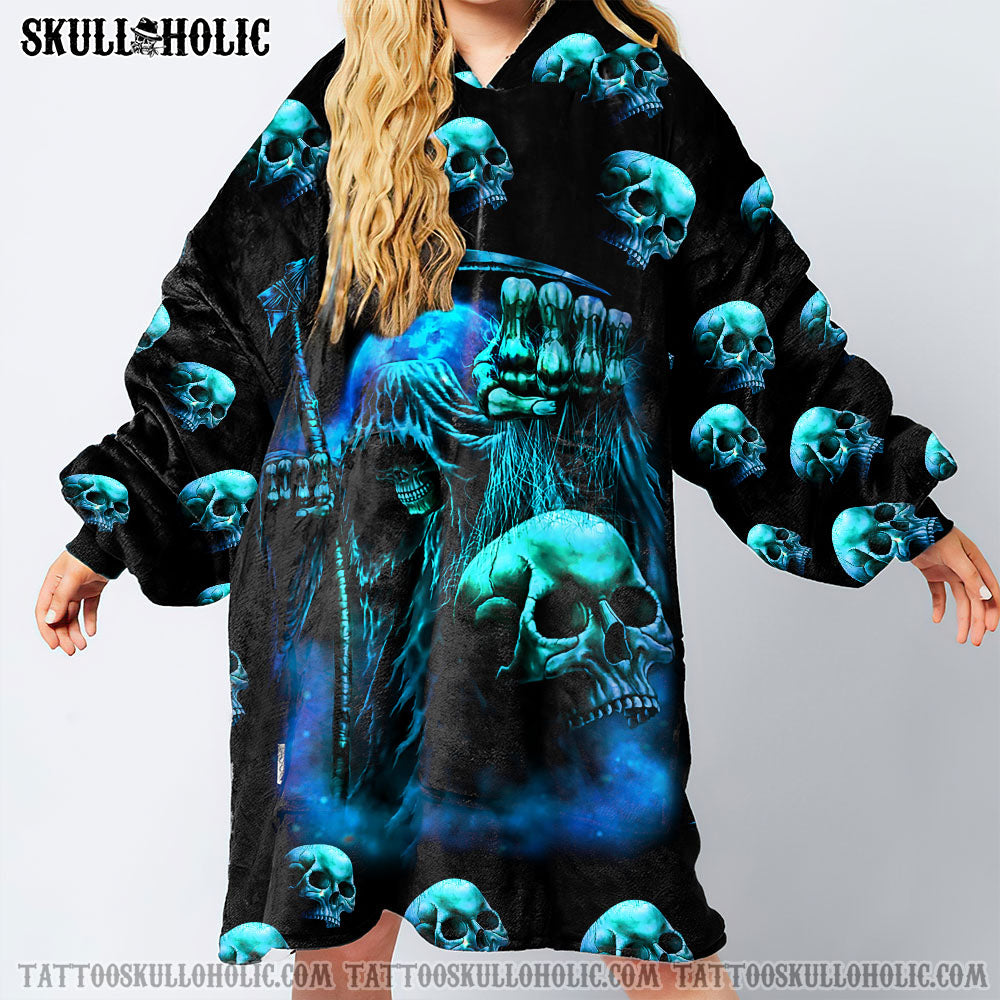 TREAD CAREFULLY SKULL SHERPA BLANKET HOODIE - LAHN1702222