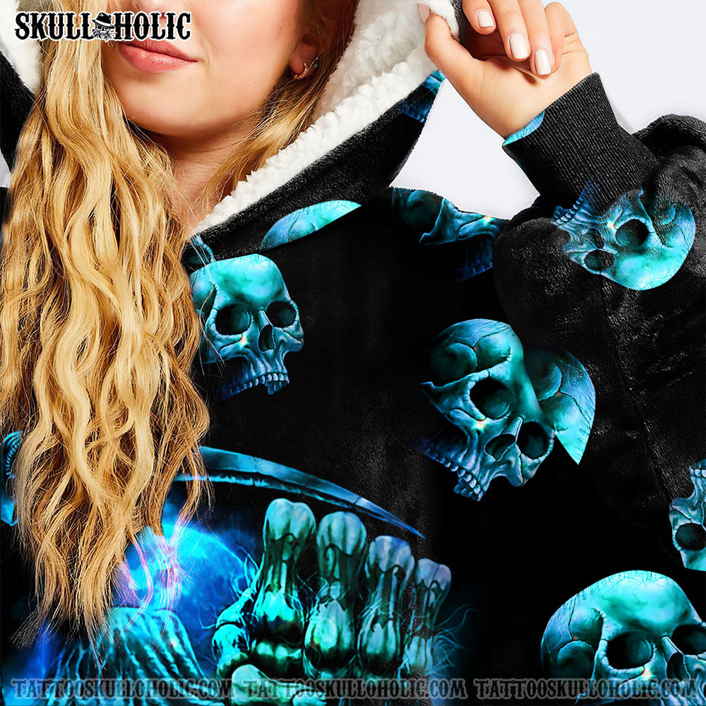 TREAD CAREFULLY SKULL SHERPA BLANKET HOODIE - LAHN1702222